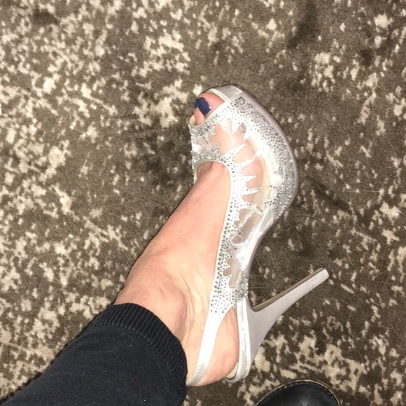 Lady Couture silver mesh stone slingback heels - Picture 6 of 8